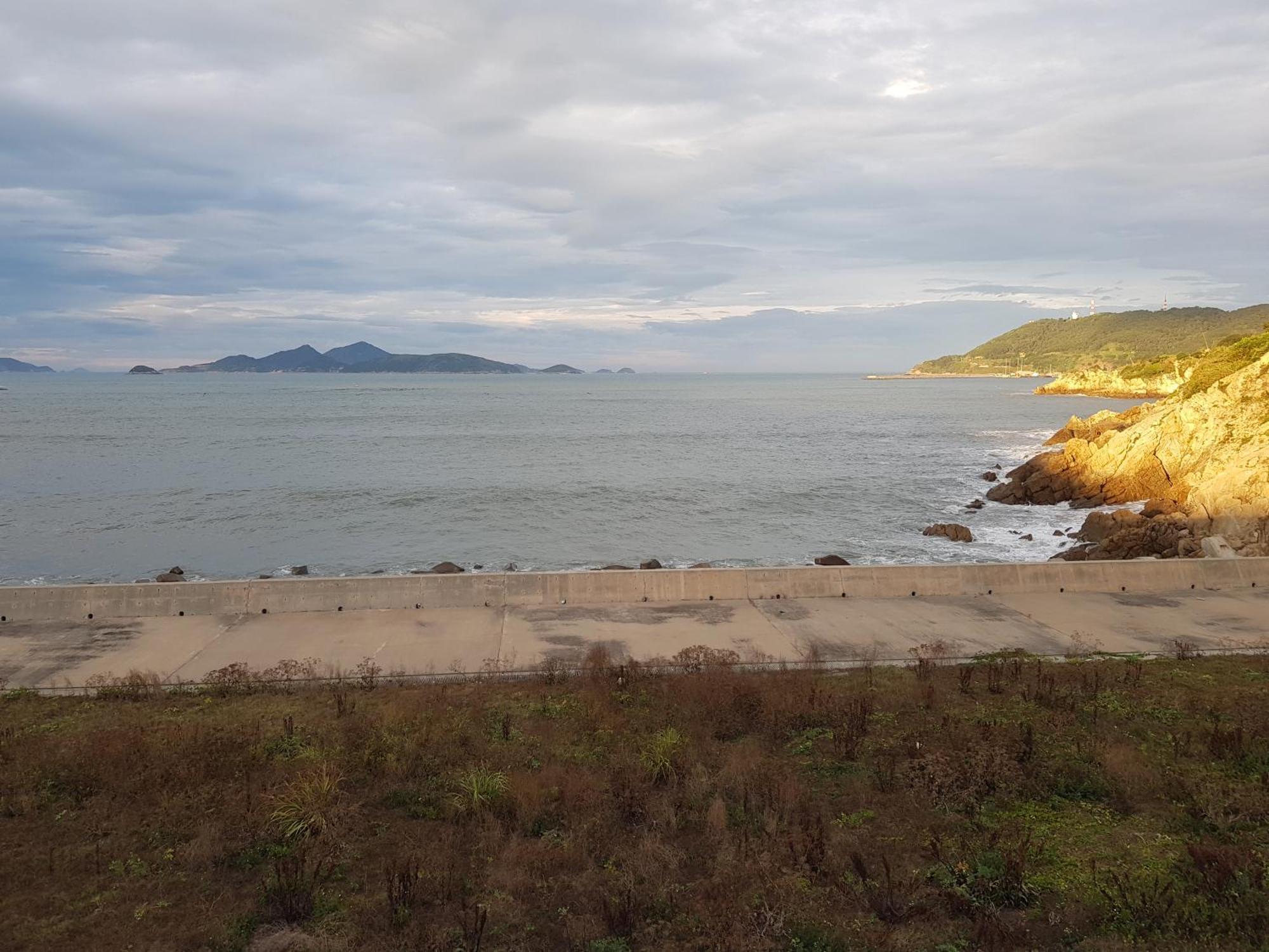 Eternal Seaside House Hotel Nam Can Ngoại thất bức ảnh